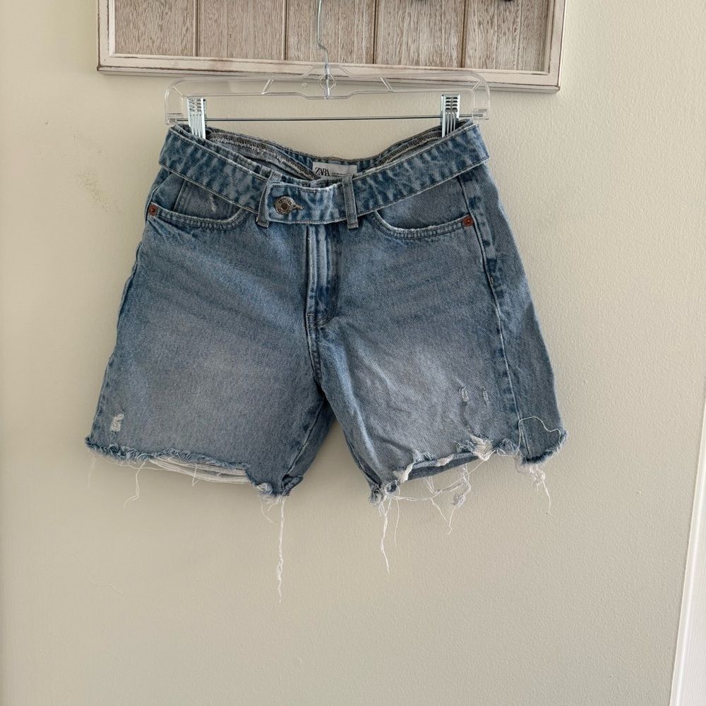 Zara Blue Jean Shorts with Relaxed Fit